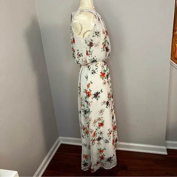 Robbie Bee Women Size 10P Chiffon Maxi Dress White Floral Lined Round Neckline - Picture 3 of 10